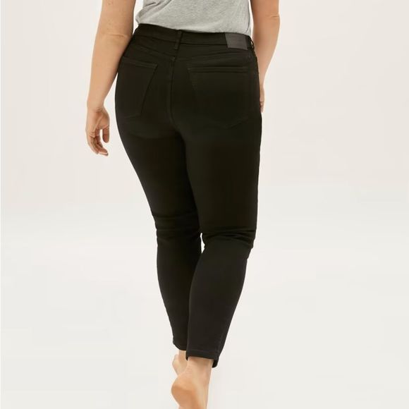 NWT Everlane The Curvy High-Rise Skinny Jean in Black, Size  26 - Picture 3 of 8